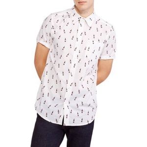 Budweiser bottle button up